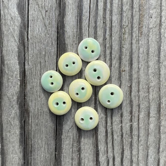 Hovedbilde Knapper av porselen lys grønn