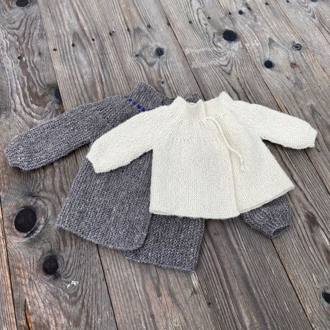 Hovedbilde Strikkepakke - Nostalgisk babyjakke