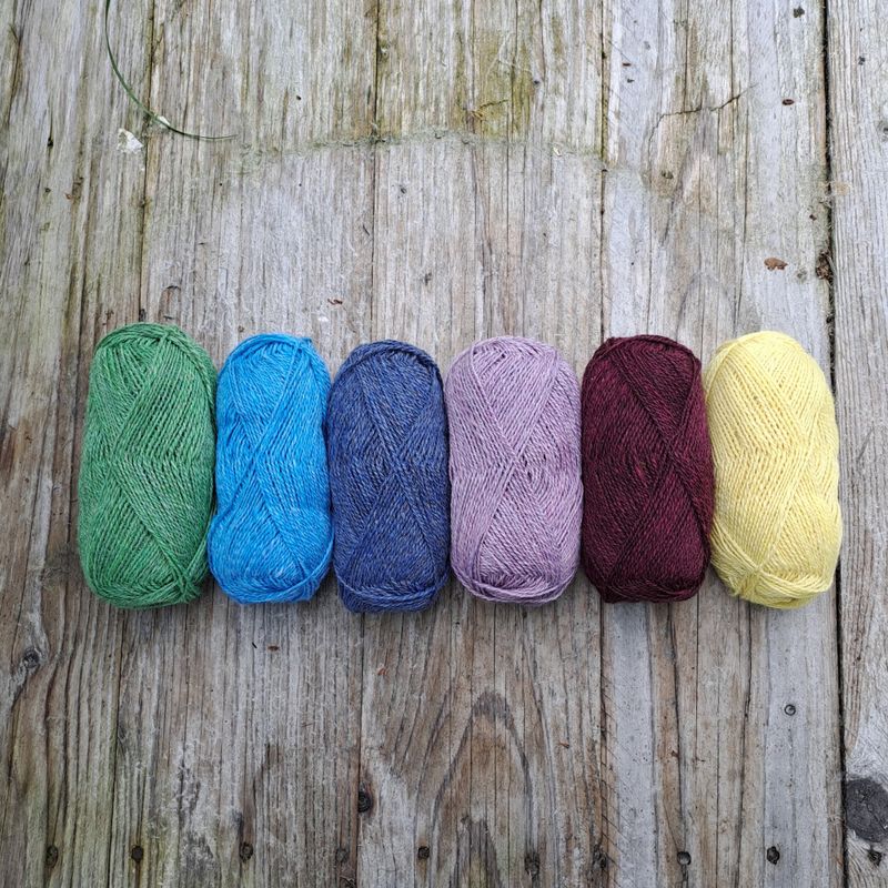 Strikkepakke - Tivoli t-skjorte fargespunnet