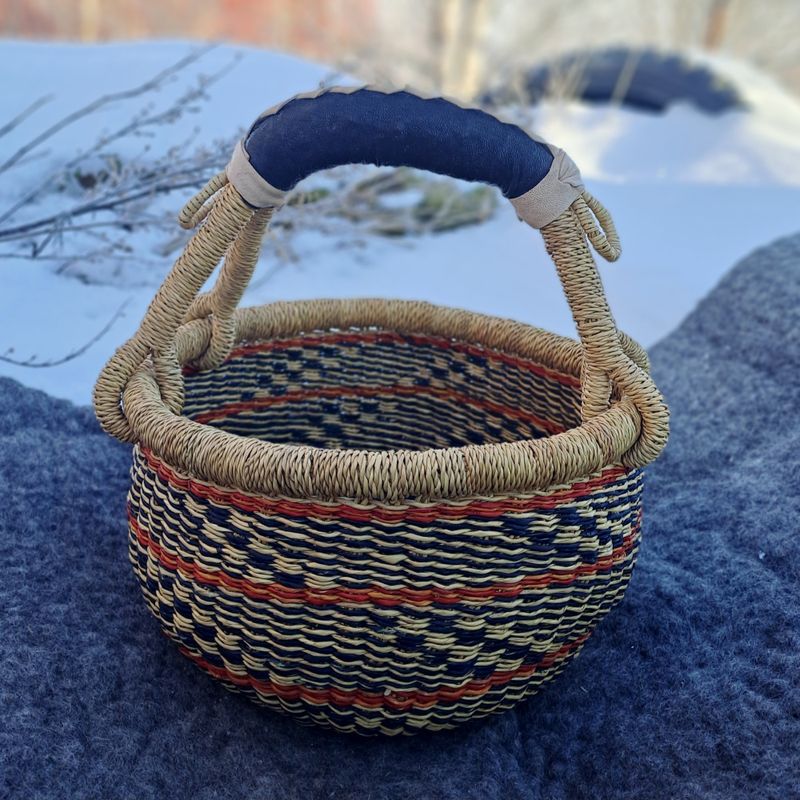 Yema kurv - Liten og rund 