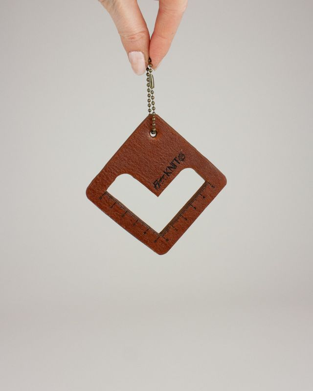 Fjør knit - Strikkefasthetsmåler